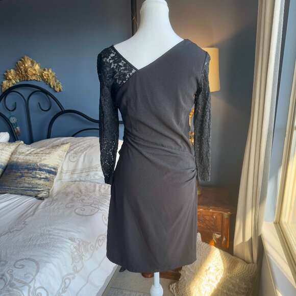 Alice & Olivia Black Ruched Long Sleeve Cocktail Dress - Picture 5 of 11